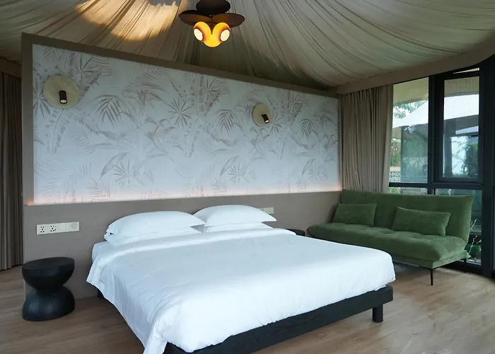Seawind Cloudcrest Resort