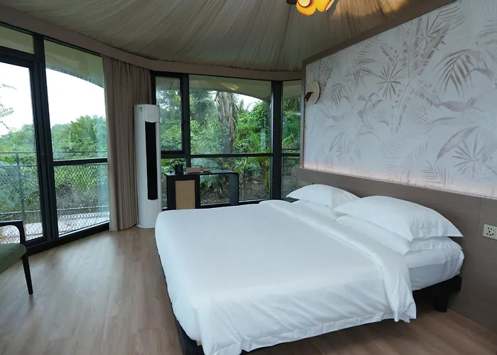 Seawind Cloudcrest Resort