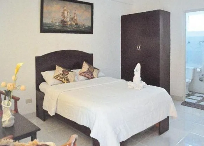 La Oviedo Villas By Reddoorz