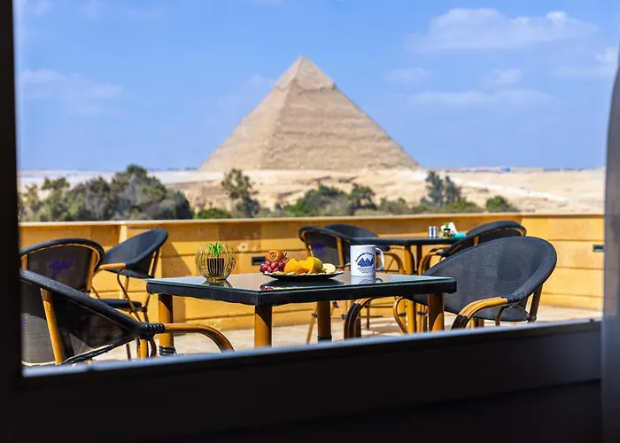 Lodge Pyramids Land