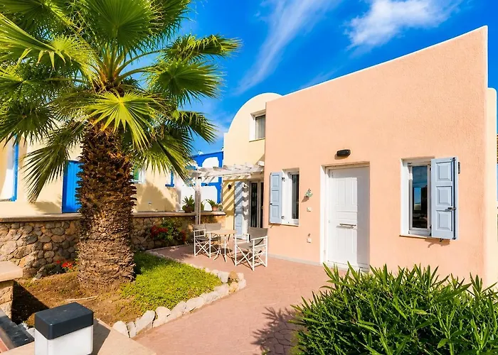 Roxys Sea View Santorini Monolithos