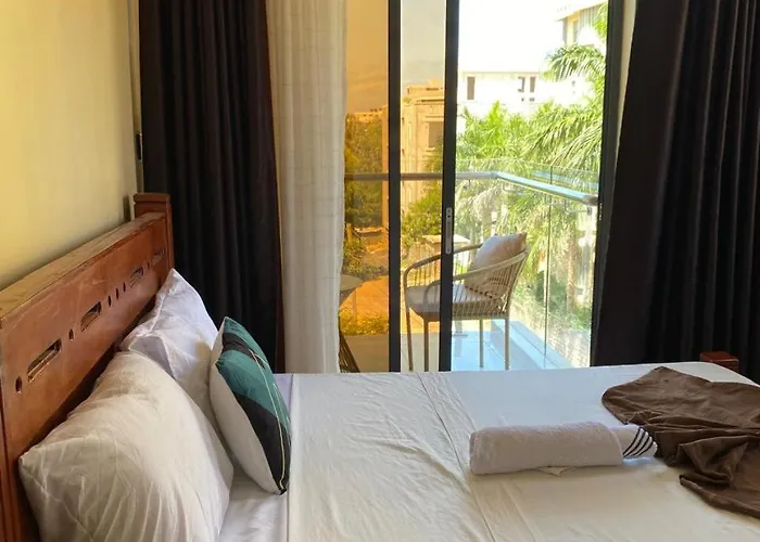 Palmeras Residences