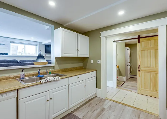 Beachfront Bliss On Newfound Lake! Bristol Condo