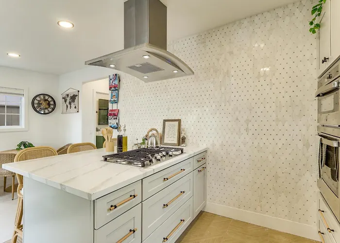Shop, Dine, Walk To Ocean! San Clemente Retreat