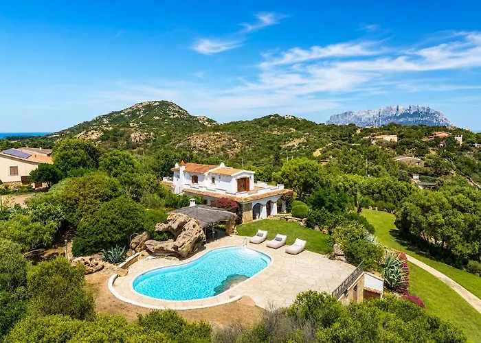 Villa Biancaluce - Luxury Pool Villa With Sea View