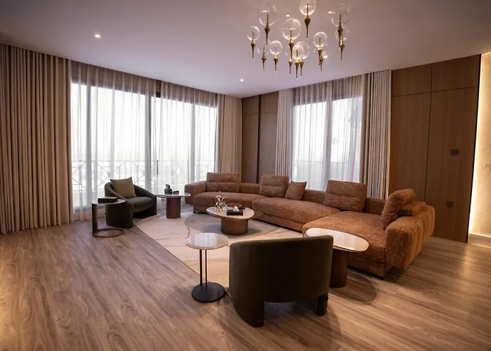 3-Bedroom Apartment Near To Corniche