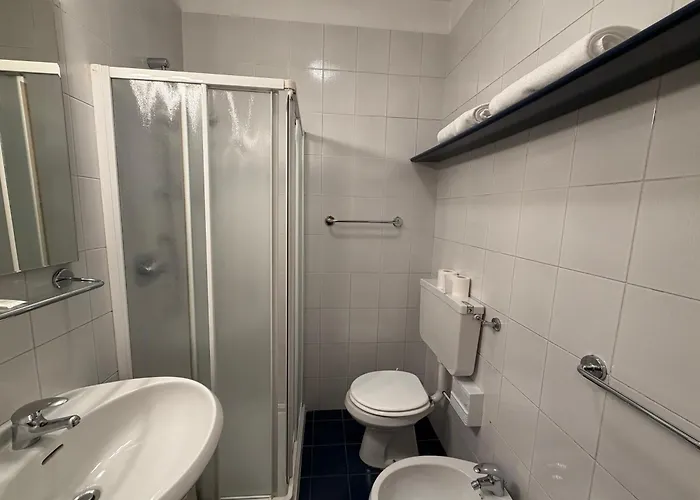 Single Rooms