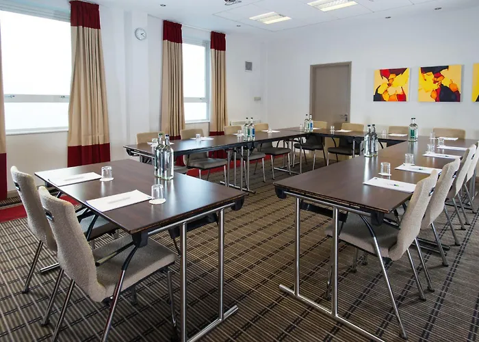 Holiday Inn Express Leeds City Centre By Ihg