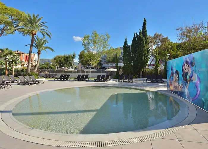 SOL Katmandú Park&Resort