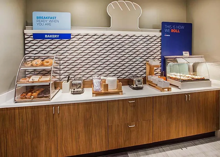 Holiday Inn Express Oakdale By Ihg