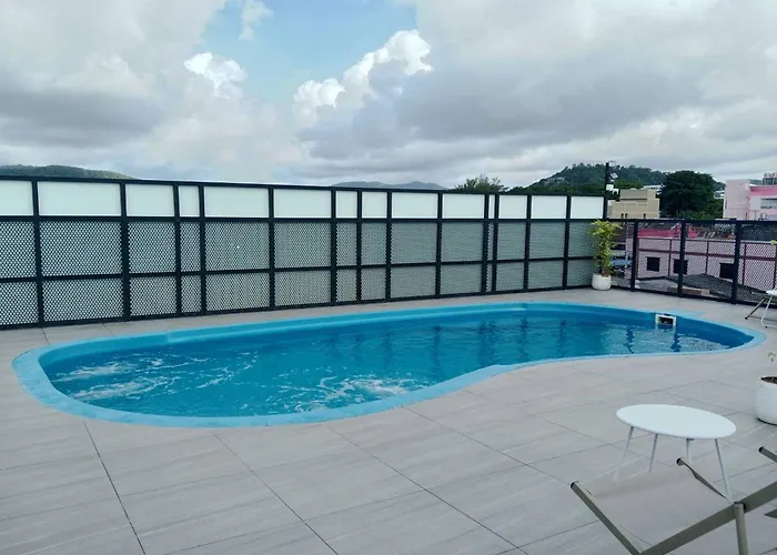 Hotel The Little Nest Phuket