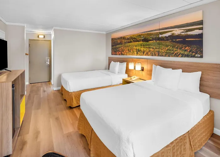 Days Inn By Wyndham Columbus East Airport
