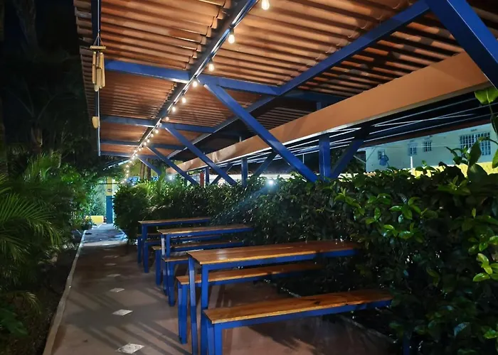 Las Catalinas Coronado
