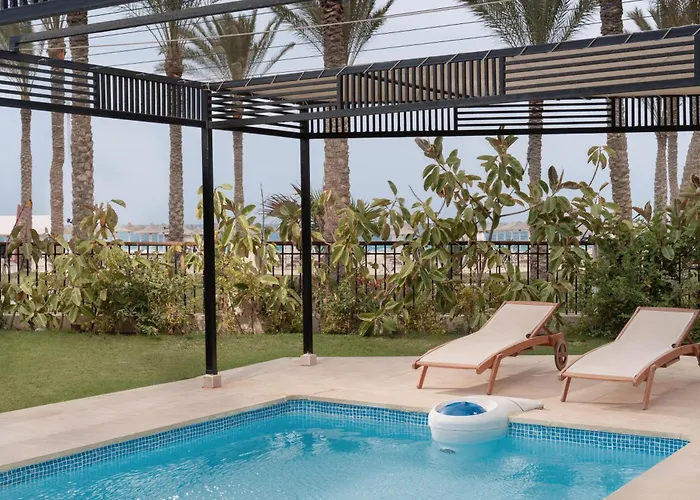 Jaz Elite Crystal, Almaza Bay