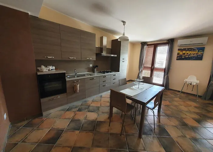 Casa La Ferula apt3 vicino al mare e Taormina con terrazza panoramica