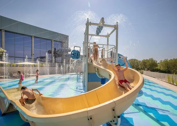 Maistra Camping Amarin Mobile Homes