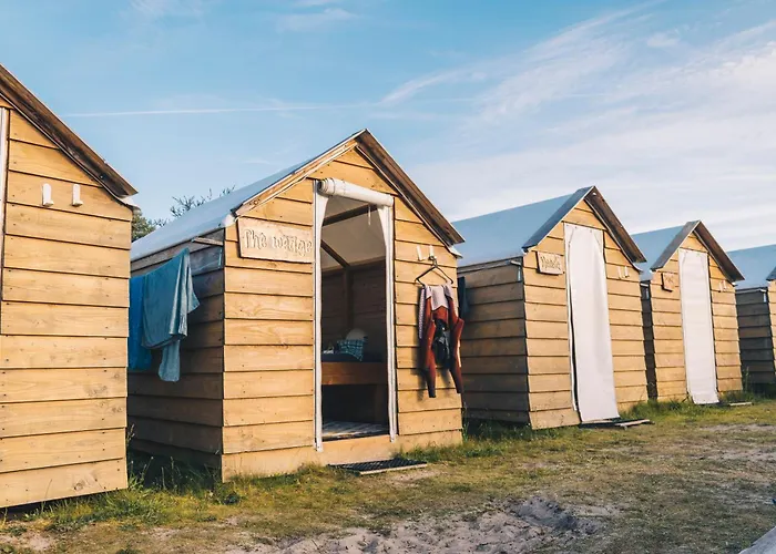 Surfana Vlieland Surf Host En Bed & Breakfast