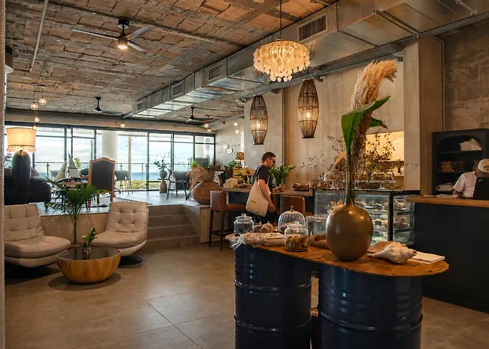 Wom Beach Pod Hotel -By Wom Pod Chain