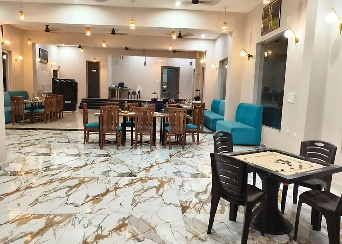 Bandhavgarh Tiger Resort