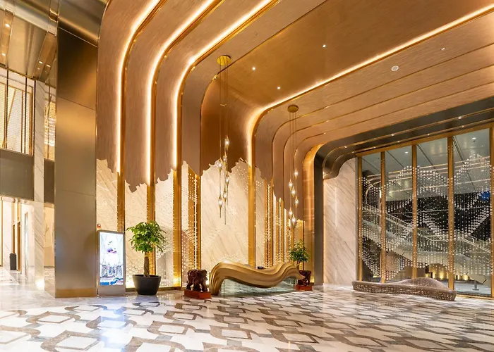 Arjuna Solitaire Hotel
