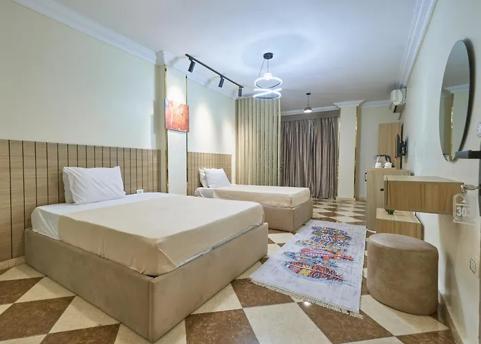 Giza Pyramids Star Inn