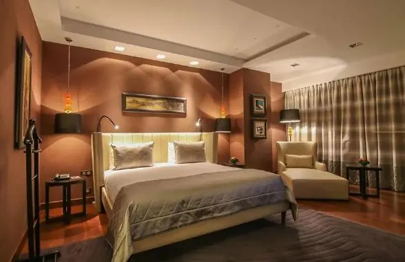 A Urassi An Htt Hotel