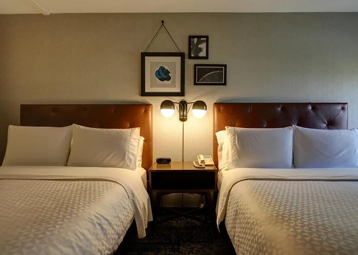 Four Points By Sheraton St. Catharines Niagara Suites