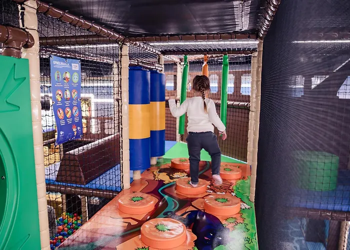 Familien Wellness Hotel Seeklause GmbH&CoKG mit großem Abenteuerspielplatz Piraten-Insel-Usedom Kinder immer All-Inklusive&Getränke ganztags inklusive
