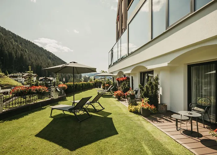 Hotel Chalet S - Dolomites Design - Adults Recommended