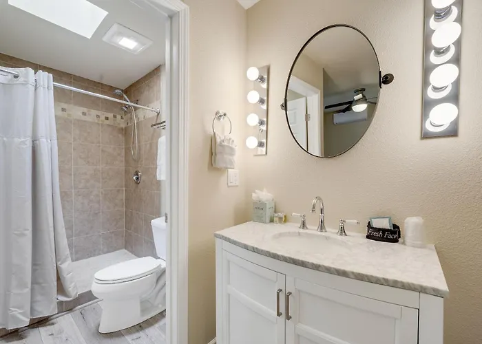 West Sonoma Inn & Spa