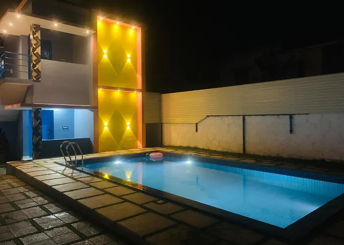 Aquarius Resort