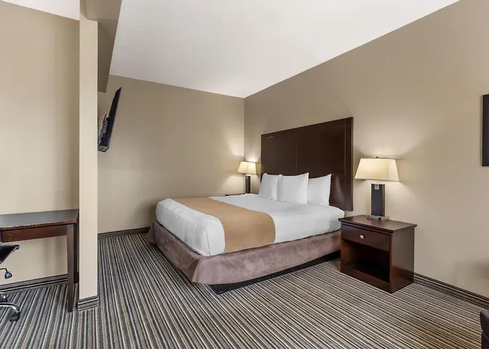 Best Western Plus Fort Saskatchewan Inn & Suites