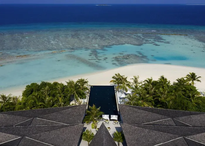 Kuredhivaru Resort And Spa - Maldives
