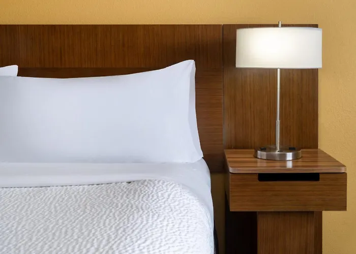 Garner Hotel Clarksville Northeast By Ihg
