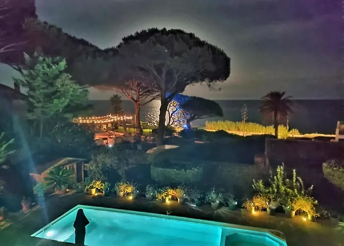 Villa Esmeralda Adults Only