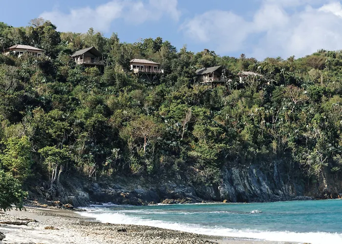 Lovango Resort And Beach Club
