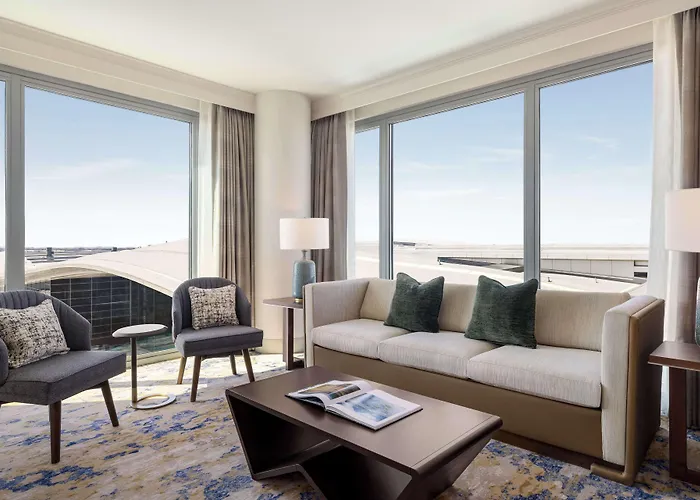 Hilton Bna Nashville Airport Terminal
