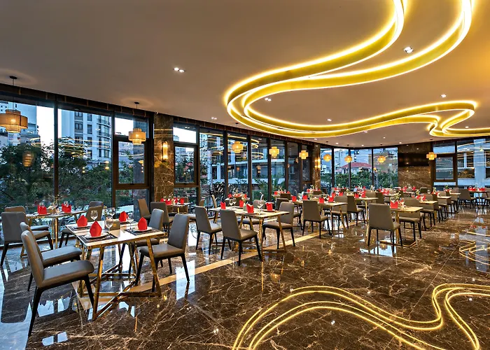 Golden Lotus Grand Da Nang - Panoramic Rooftop Bar & Daily Afternoon Tea