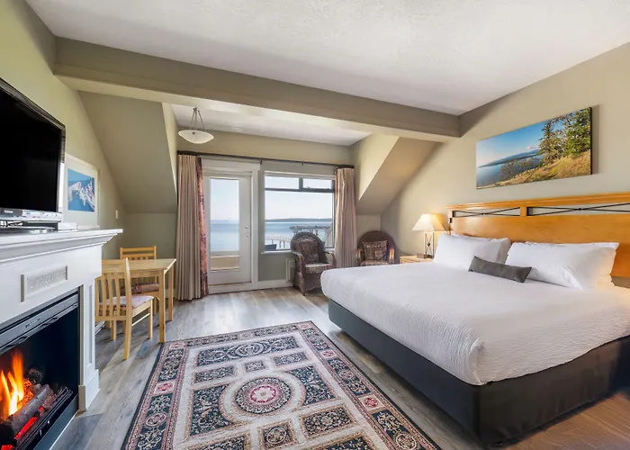 Sidney Waterfront Inn & Suites