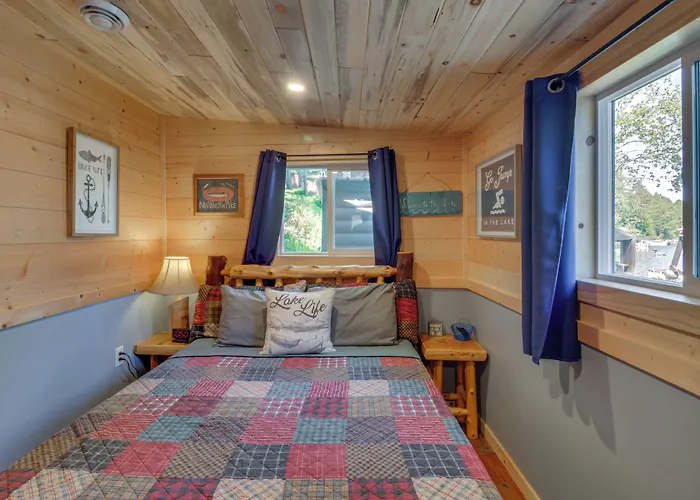 Pequot Lakes Cabin W/ Dock On Loon Lake!