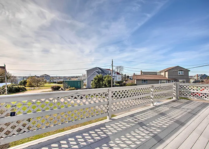 Rhode Island Oceanview Retreat: Walk To Shore!