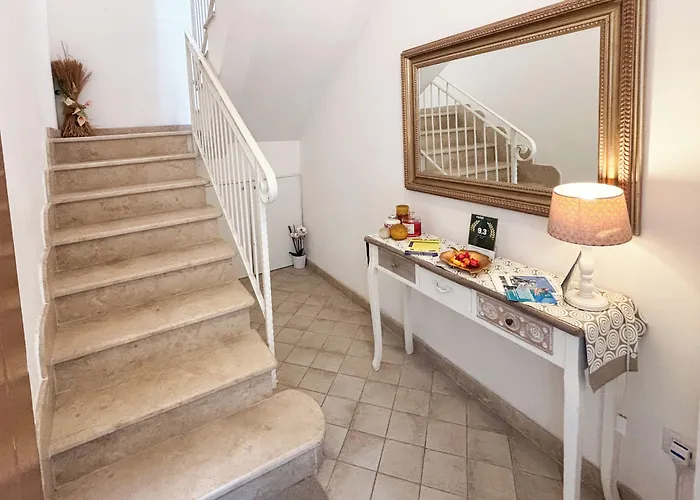 B&B Island Tropea -Sea View Rooms & Suites-