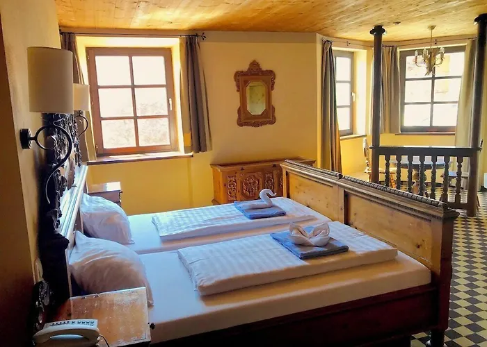 Family Hotel Schloss Rosenegg