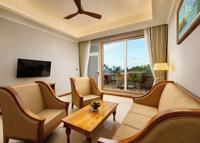 Araliya Beach Resort & Spa Unawatuna- Where You Meet The Sea All Year