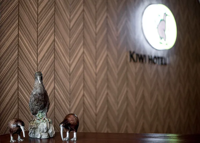 Kiwi Hotel