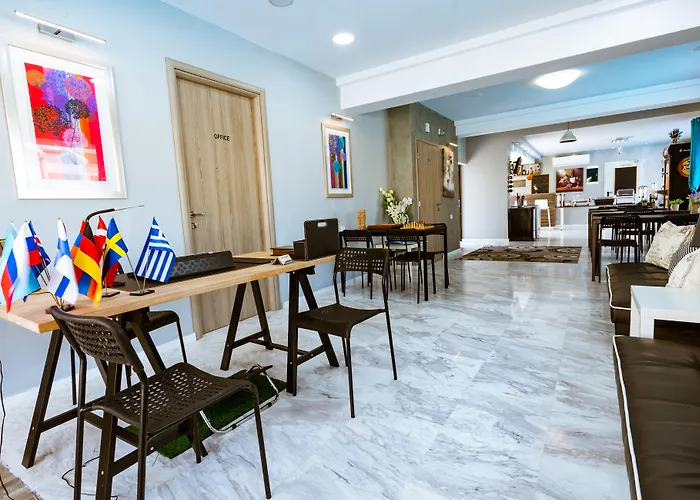Gregory Comfort Hotel