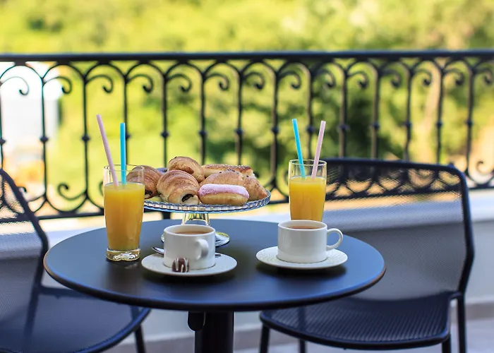 Avanti Hotel & Spa