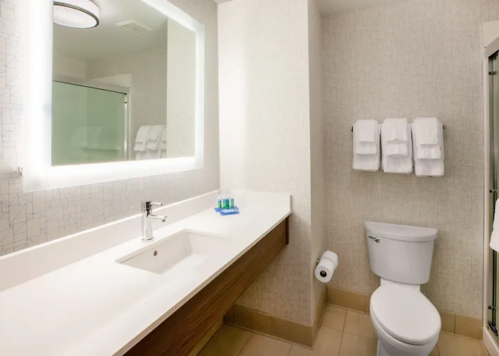 Holiday Inn Express & Suites - Bullhead City By Ihg