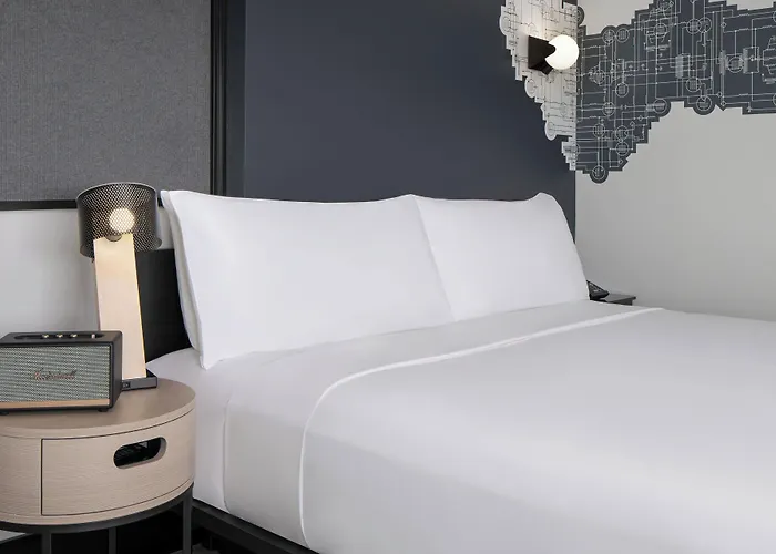 Aloft By Marriott Shenandoah Woodlands Area