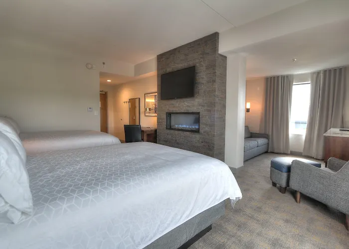 Holiday Inn & Suites Pigeon Forge Convention Center By Ihg